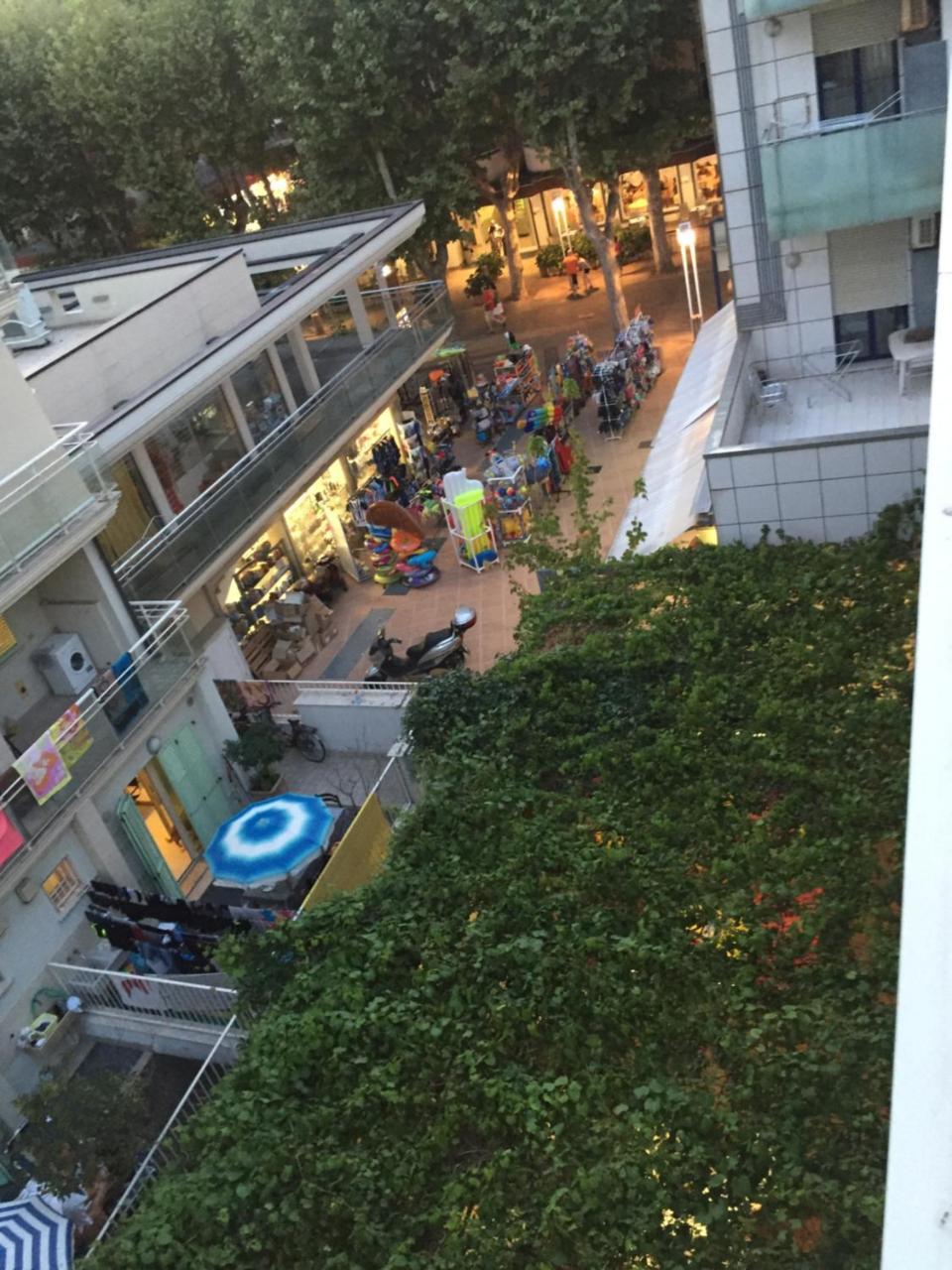 Hotel La Pergola 贝拉里亚-伊贾马里纳 外观 照片